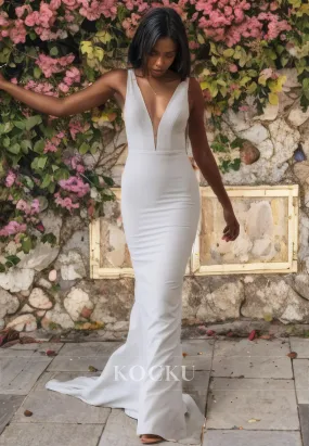 Elegant & Simple V-Neck Sleeveless Mermaid Wedding Dress