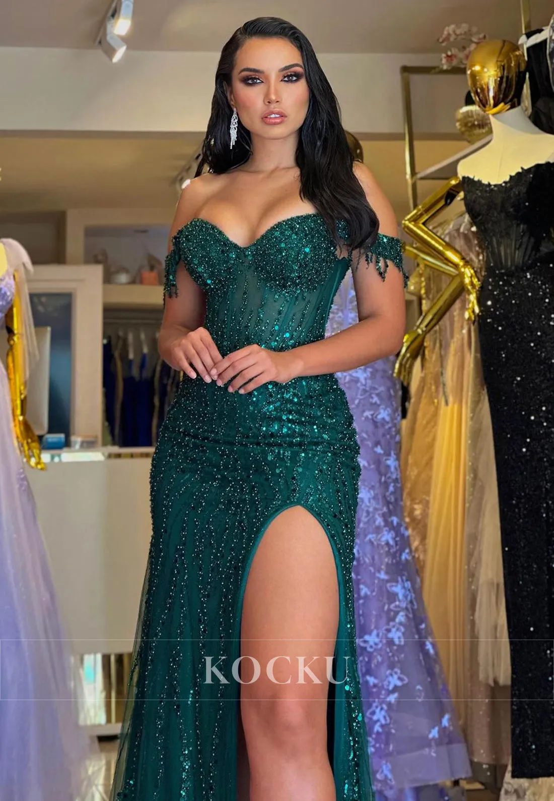 Glamorous & Dramatic Beaded Sparkly Evening Party Prom Dress