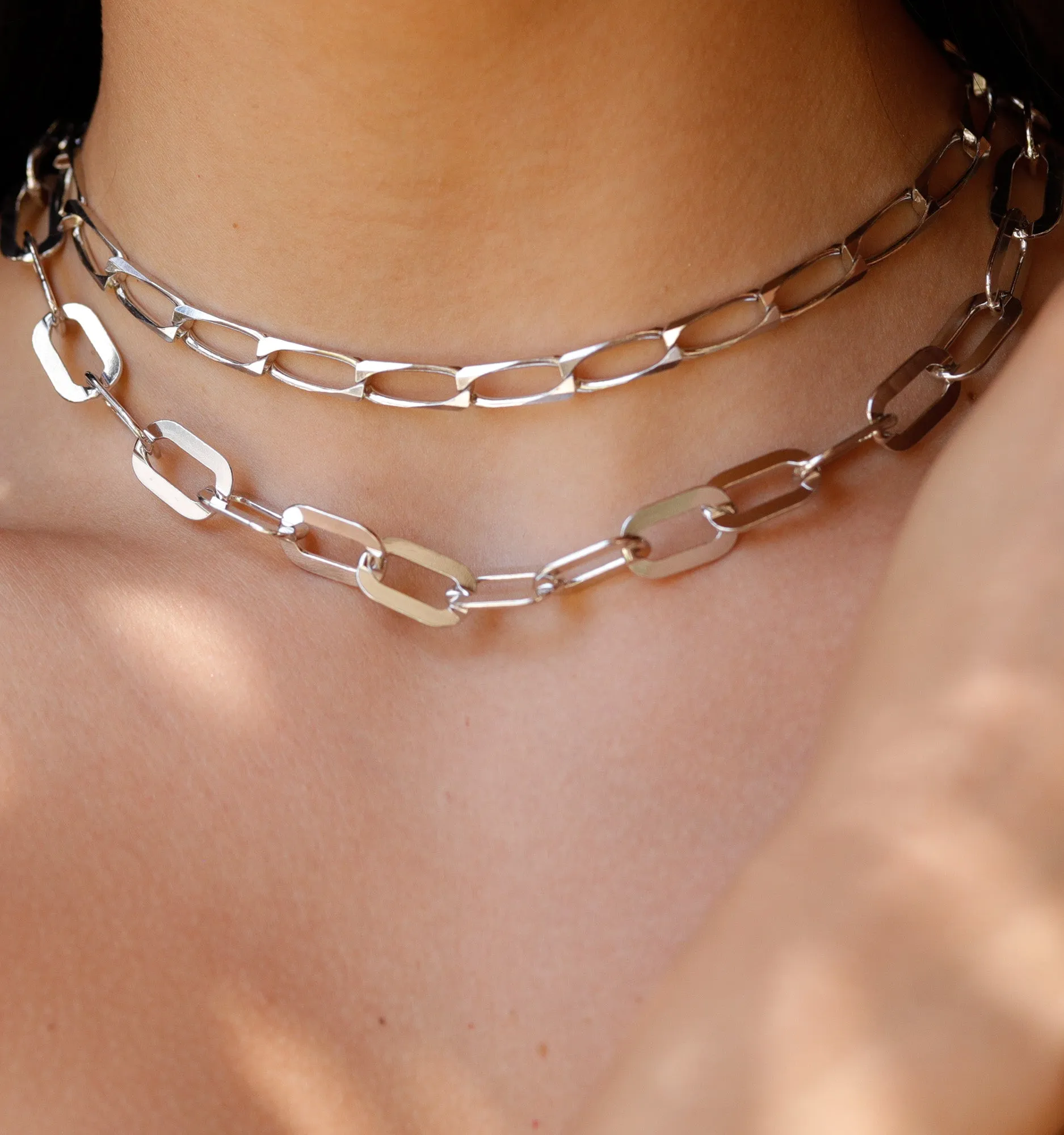 Sleek Chain Choker Necklace