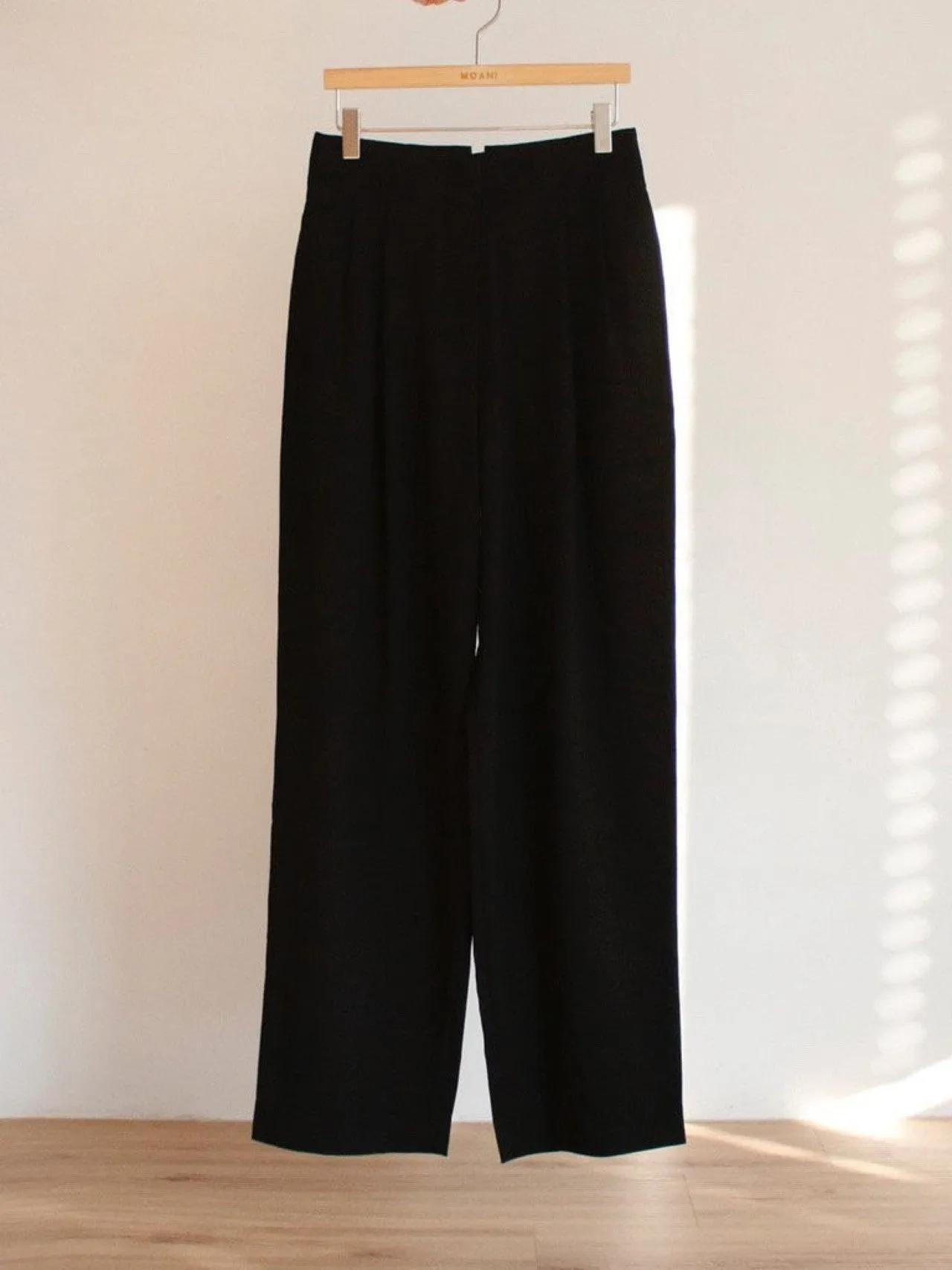 TWO PIN TUCK WIDE TROUSERS